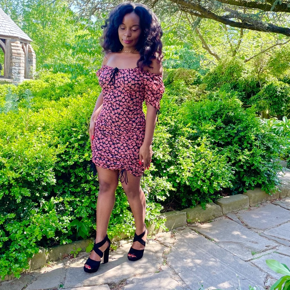 Floral Ruched Mini Dress - Picture 3 of 7